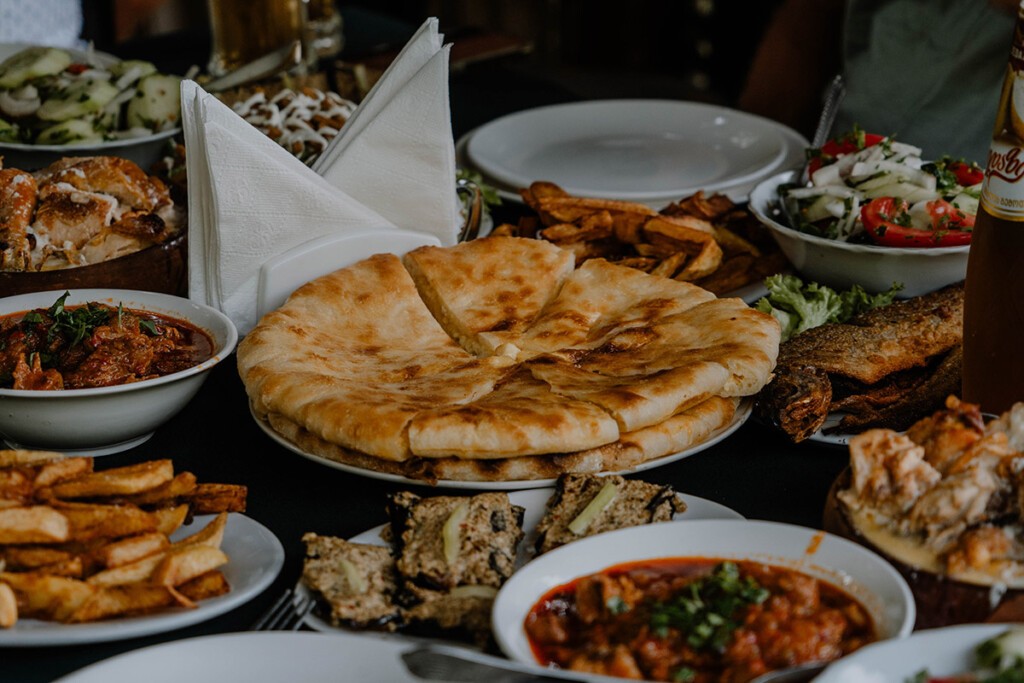 Khachapuri, ein Klassiker der georgischen Küche und sicherlich das bekannteste georgische Gericht.