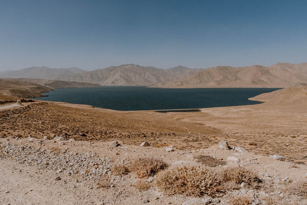 Blick auf den Yaschilkul im Pamir-Gebirge.